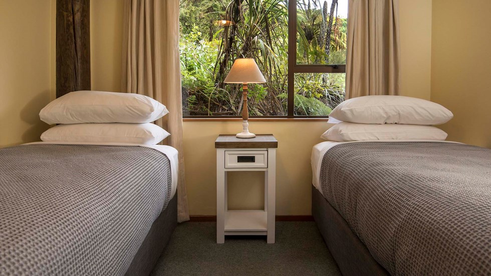 Mamaku Apartment accommodation rooms can have twin beds in a room at Punga Cove in the Marlborough Sounds in New Zealand's top of the South Island